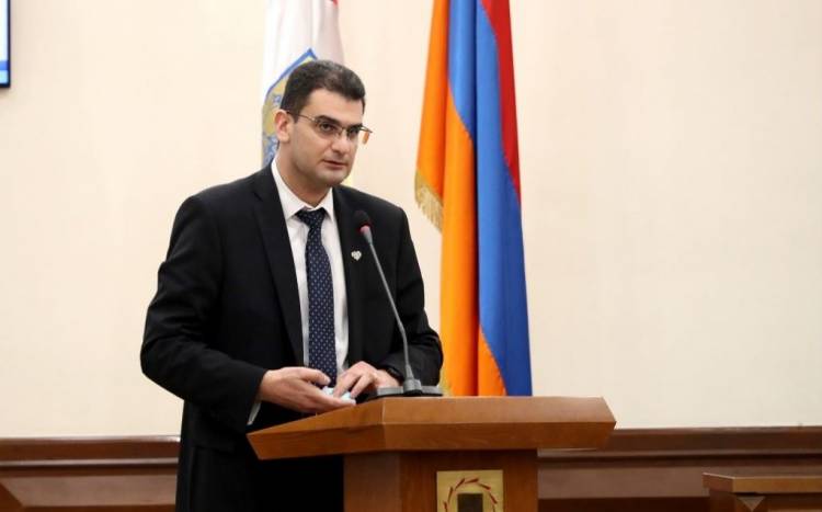 Երևանի քաղաքապետը հրաժարական տվեց