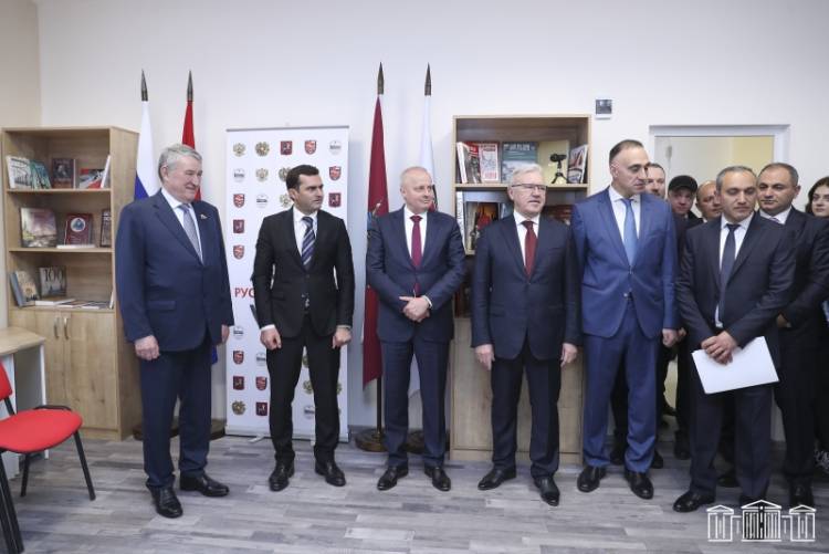 Հայաստանում բացվել է ռուսական 9-րդը կենտրոնը