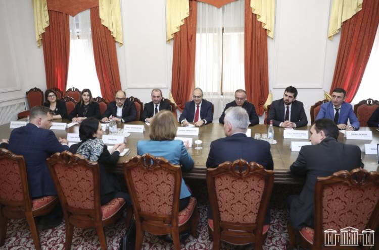 Բունդեսթագի Գերմանիա-Հարավային Կովկաս բարեկամական խմբի հետ քննարկվել է Լաչինի միջանցքի հարցը