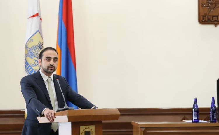 Սթափության կոչ եմ անում քաղաքապետարանի անխտիր բոլոր աշխատակիցներին․ Ավինյան