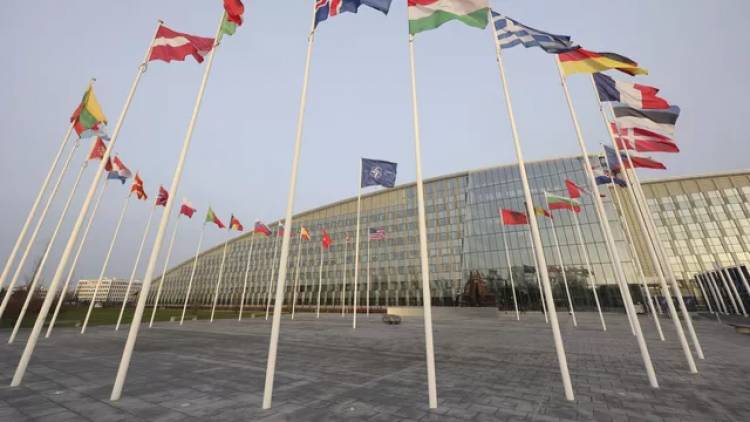 НАТО проведет заседание комиссии с Украиной, несмотря на протест Венгрии