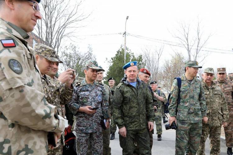 Օտարերկրյա դեսպանությունների ռազմական կցորդներն այցելել են Մարշալ Բաղրամյանի անվան ուսումնական կենտրոն