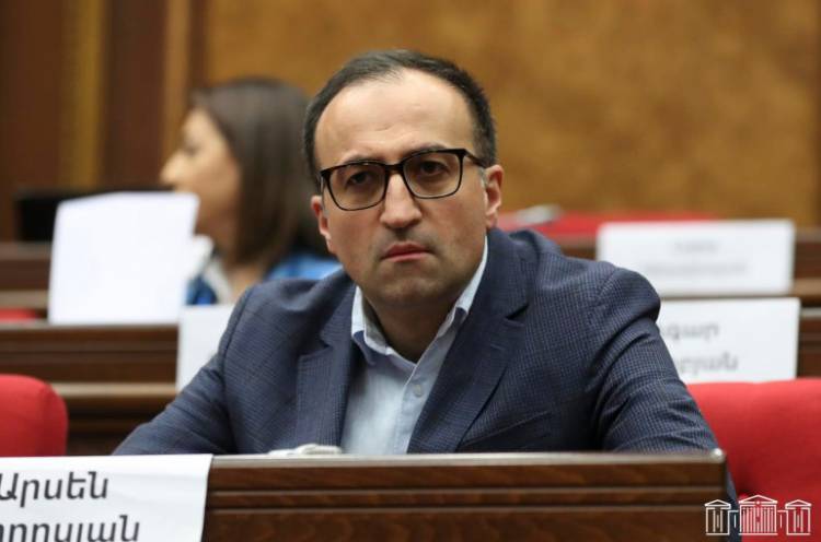 Արսեն Թորոսյանին մեղադրանք կառաջադրվի՞․ «Հրապարակ»