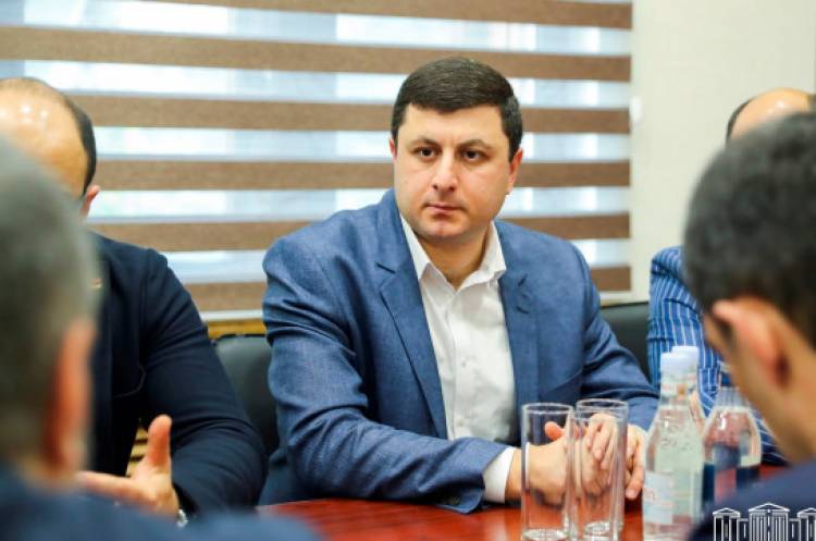 Ադրբեջանը շարունակելու է սեղմել, ինչին պետք է հակախաղ առաջադրել. Տիգրան Աբրահամյան