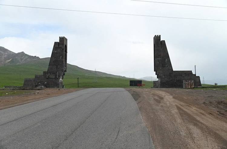 Այս երկրում որևէ մեկն, ի վերջո, պատասխանատո՞ւ է Սյունիքի համար