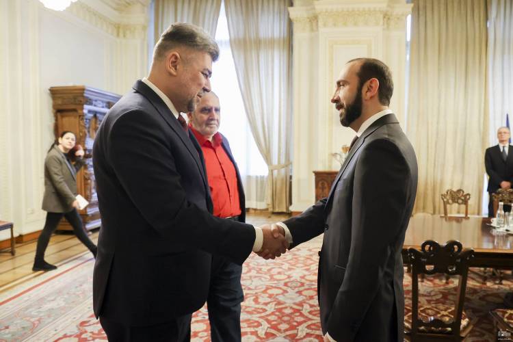 Միրզոյանը Չոլակուի հետ հանդիպմանը շեշտել է Լաչինի միջանցքի ապօրինի արգելափակման վերացման հրամայականը