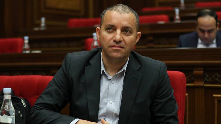 Քերոբյանը կմեկնի Դուբայ