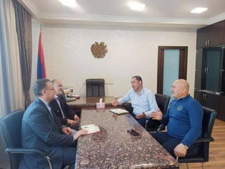 Մեղրիի համայնքապետը և Իրանի գլխավոր հյուպատոսը քննարկել են հայ-իրանական սահմանի հետ կապված հարցեր