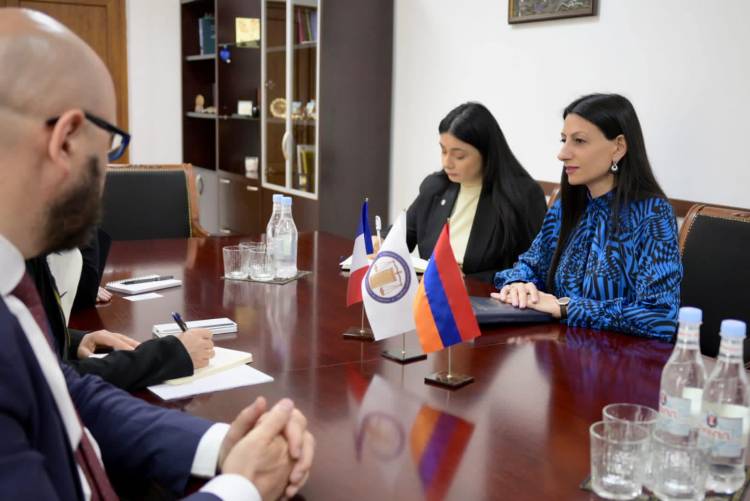 ՄԻՊ-ն ու Ֆրանսիայի դեսպանը քննարկել են ադրբեջանական սադրանքների հետևանքները