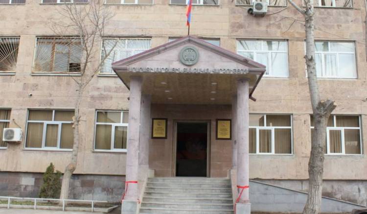 Մեղադրյալը դուրս է նետվել քննչականի 3-րդ հարկի լուսամուտից և մահացել