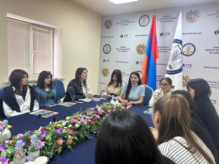 Հանդիպում ՄԻՊ-ում. Անահիտ Մանասյանը պատասխանել է ուսանողների հարցերին