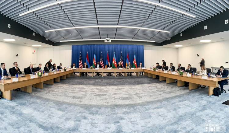 Բաքվի ու Երևանի միջև քննարկվող հարցերից է երկու երկրներում էթնիկ փոքրամասնությունների իրավունքներն ու անվտանգությունը