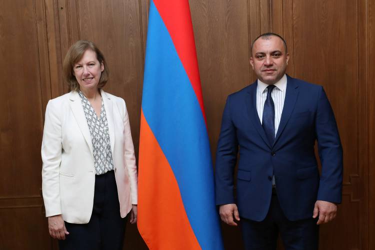 Քրիստինա Քվինը կարևորել է Հայաստանի ՍԴ-ի և ԱՄՆ դեսպանատան համագործակցությունը