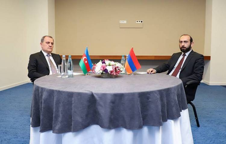 Առանցքային հարցերի շուրջ դիրքորոշումները մնում են տարամետ․ ԱԳՆ-ն՝ Միրզոյան-Բայրամով բանակցությունների մասին