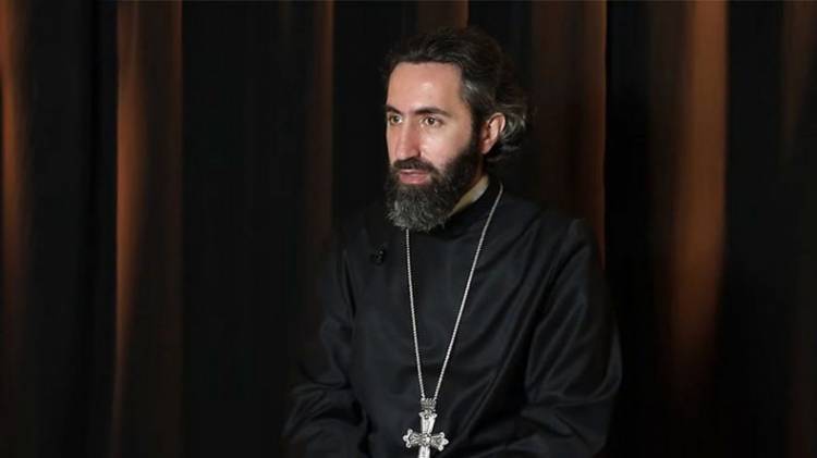 Տարիներ ձգեցիք և թշնամիներին բերեցիք ու օղակեցիք Հայաստանը. Ասողիկ աբեղա Կարապետյան