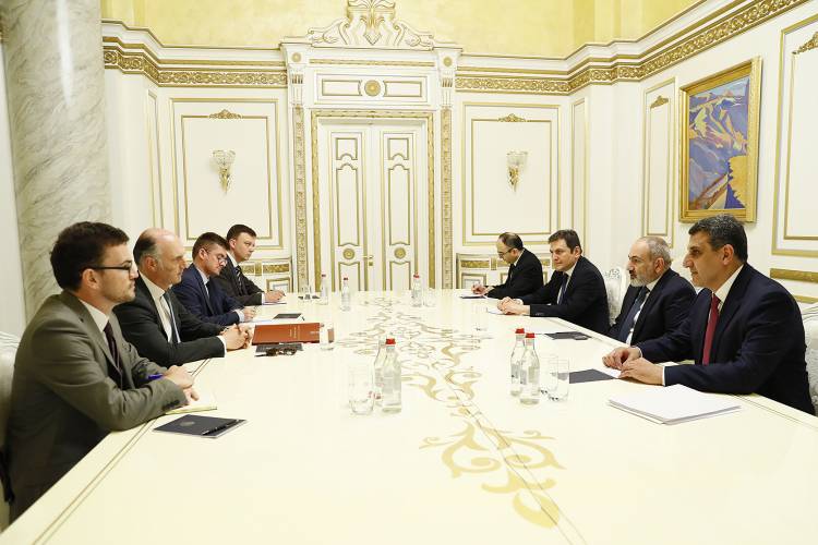 Փաշինյանն ընդունել է Միացյալ Թագավորության Եվրոպայի հարցերով պետնախարար Լեո Դոքերթիին