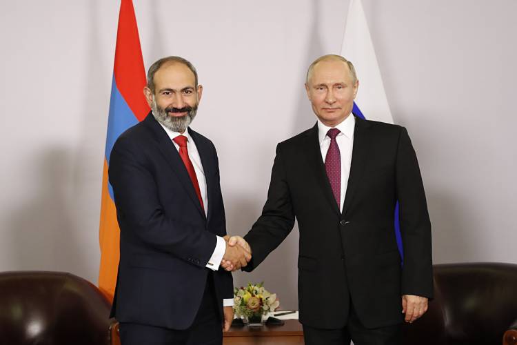 Պուտինն ու Փաշինյանը հանդիպել են Կրեմլում․ քննարկման առանցքում ԼՂ հարցի կարգավորումն է