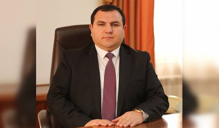 Գտնվում են տականքներ ու սրիկաներ, ովքեր օգտվում են իրավիճակից․ ԱՀ պետնախարարը տեսանյութ է հրապարակել