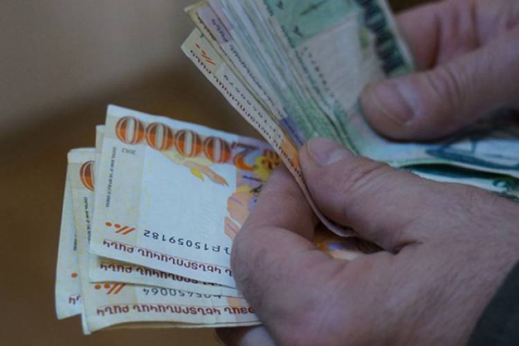 73 անձից շուրջ 300 միլիոն է հափշտակել