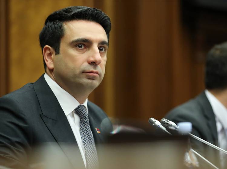 Եթե պատերազմի վիճակում ենք ապրելու, ճանապարհն անիմաստ է լինելու. Ալեն Սիմոնյան