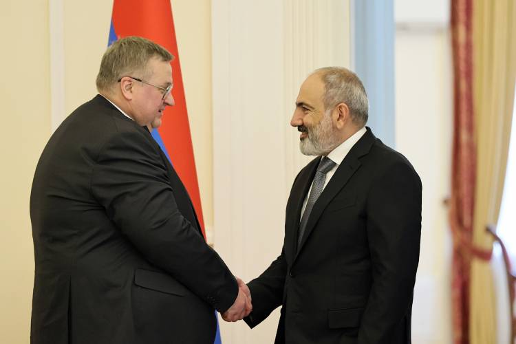 Վստահ եմ՝ այսօր կքննարկենք որոշ ասպեկտներ․ Փաշինյանն ընդունել է Օվերչուկին