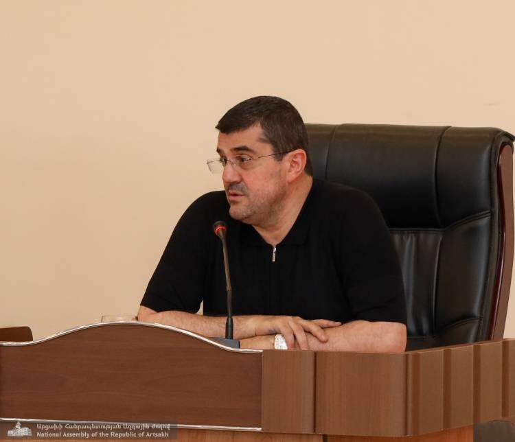 Անվստահության մթնոլորտ ստեղծողները պիտի պատժվեն․ Արցախի խորհրդարանը նիստ է հրավիրել