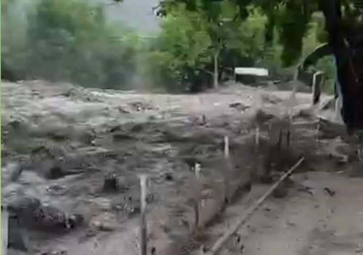 Ադրբեջանում սելավը լուրջ խնդիրներ է ստեղծել տեղի բնակիչների համար (տեսանյութ)