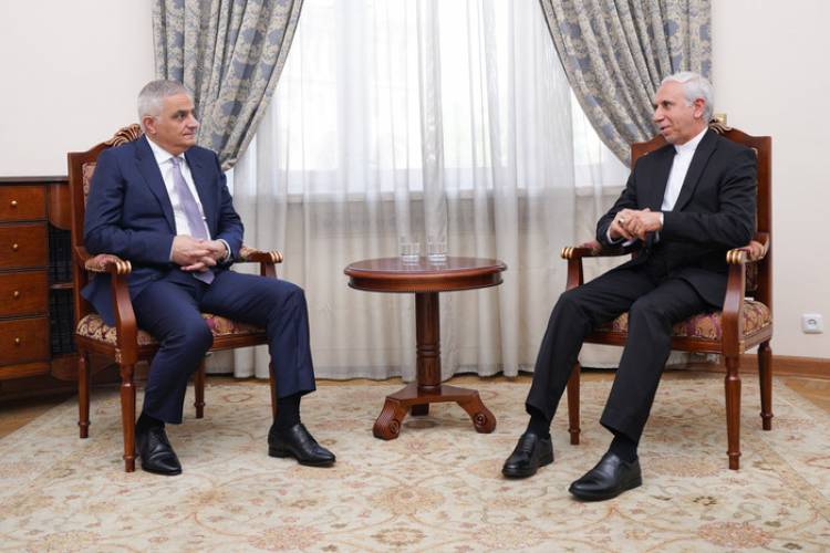Մհեր Գրիգորյանը հրաժեշտի հանդիպում է ունեցել ՀՀ-ում Իրանի դեսպանի հետ