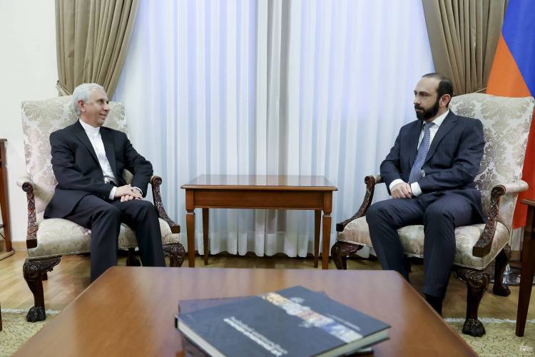 Քննարկվել է հայ-իրանական համագործակցության հարցեր․ Միրզոյանն ընդունել է Իրանի դեսպանին