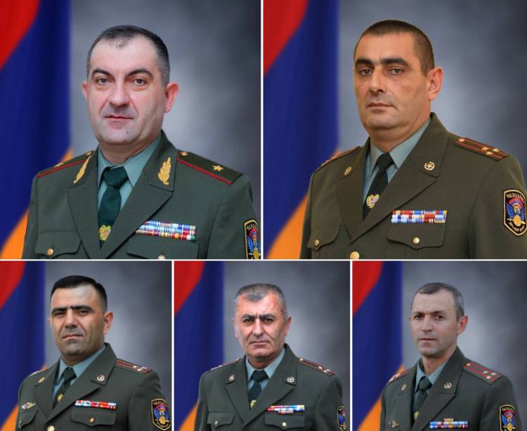 ՀՀ ԶՈւ զինվորականներին կոչումներ են շնորհվել