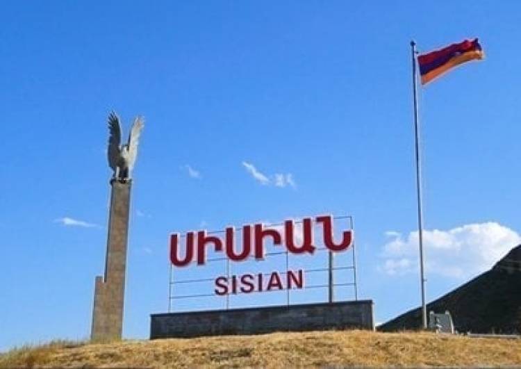 Սիսիանում քրեական վարույթ է նախաձեռնվել 3 անձի դանակահարության դեպքով