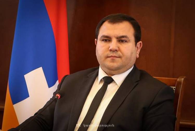 Պետք է սթափվել ու ոտքի կանգնել, սկսել համաժողովրդական շարժում․ Արցախի պետական նախարարի ուղերձը