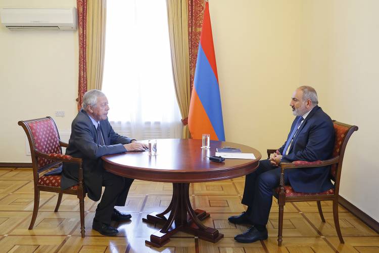 Փաշինյանն ընդունել է Ֆրանսիա-Հայաստան խորհրդարանական բարեկամության խմբի նախագահին