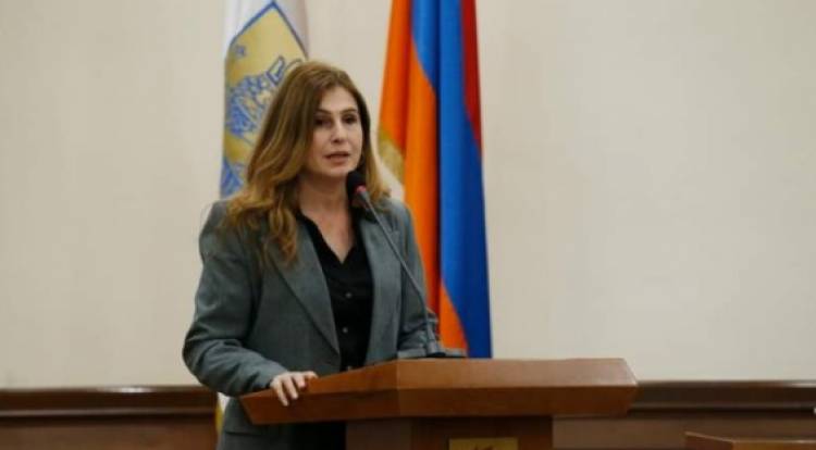 Երևանի քաղաքապետարանը թաքցնում է ծախսերը ավագանու անդամից