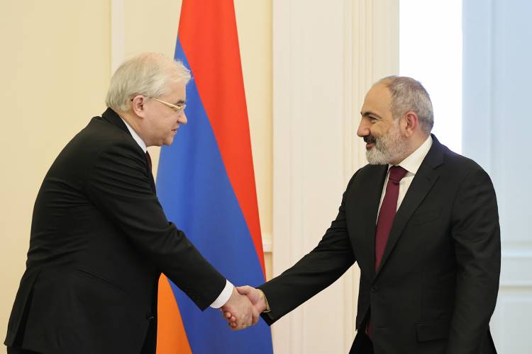 Փաշինյանը Խովաևին ներկայացրել է առանցքային խնդիրների կարգավորման հարցում հայկական կողմի մոտեցումները