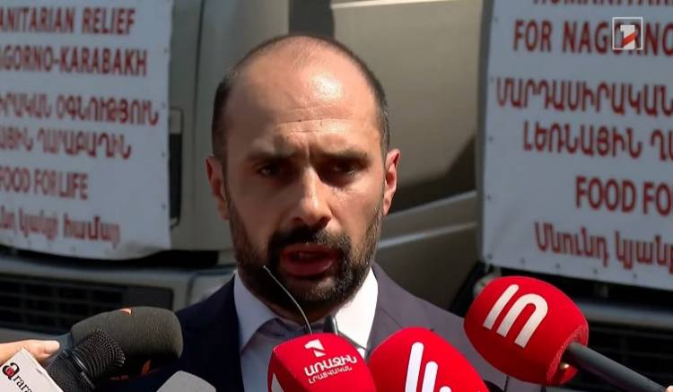 Ալյուր, ձեթ, մանկական սնունդ. նախատեսվում է հումանիտար օգնություն փոխանցել ԼՂ բնակիչներին