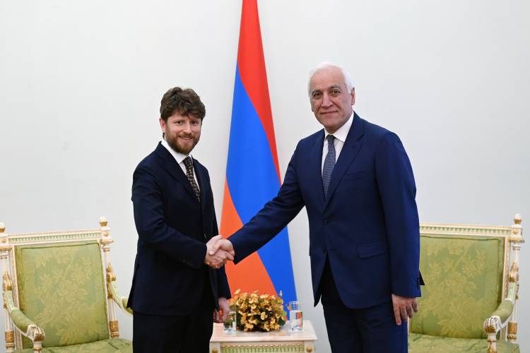 Խաղաղության անկեղծ որոնումներում Ձեր կողքին ենք․ Ֆրանսիայի նորանշանակ դեսպանը՝ ՀՀ նախագահին