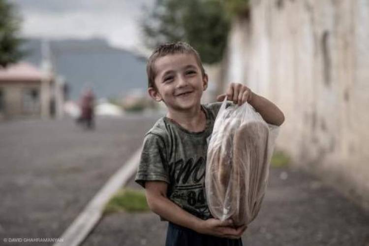 Ի պաշտպանություն Արցախի․ մայրերը երեխաների հետ նախագահականի դիմաց ակցիա կանցկացնեն