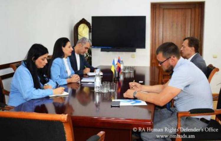 ՄԻՊ-ը Ուկրաինայի գործերի ժամանակավոր հավատարմատարի հետ խոսել է Վագիֆ Խաչատրյանի առևանգման մասին