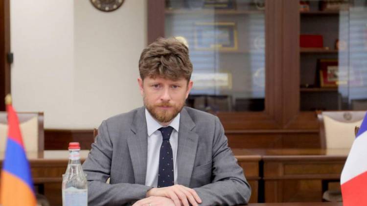 Ֆրանսիան պահանջում է վերականգնել մարդկանց, ապրանքների և բեռների ազատ տեղաշարժը Լաչինի միջանցքով