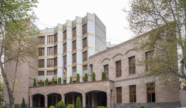 Չարաշահումներ Գավառի դպրոցում. մեղադրանք է ներկայացվել 6 անձի, այդ թվում՝ տնօրենին