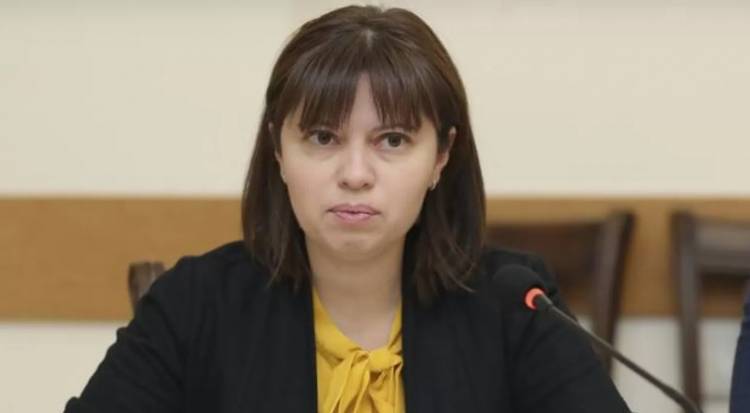 Խնդրում եմ ջնջել տեսանյութը․ երեխային ավելի եք վնասում․ փոխնախարար