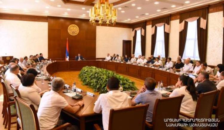 Արցախում առկա մարտահրավերների հաղթահարման հարցում կարևոր են միջազգային գործընթացները․ ԱՀ նախագահ