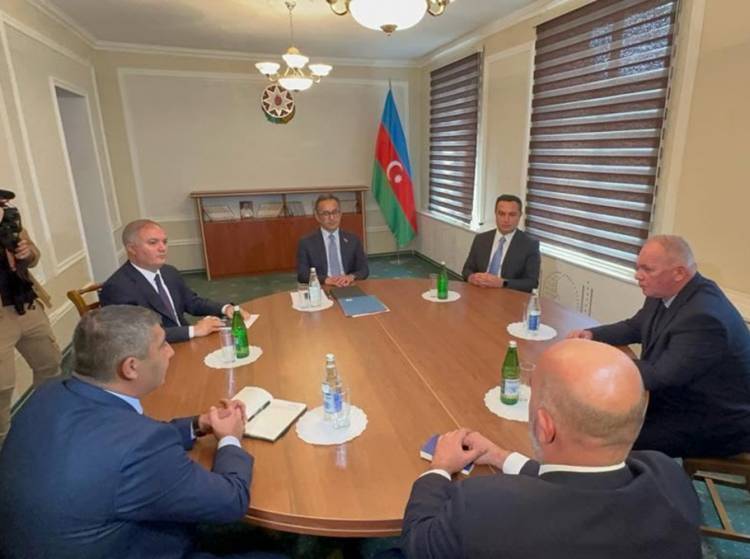 Ինչ են քննարկել Եվլախում. «Հրապարակ»
