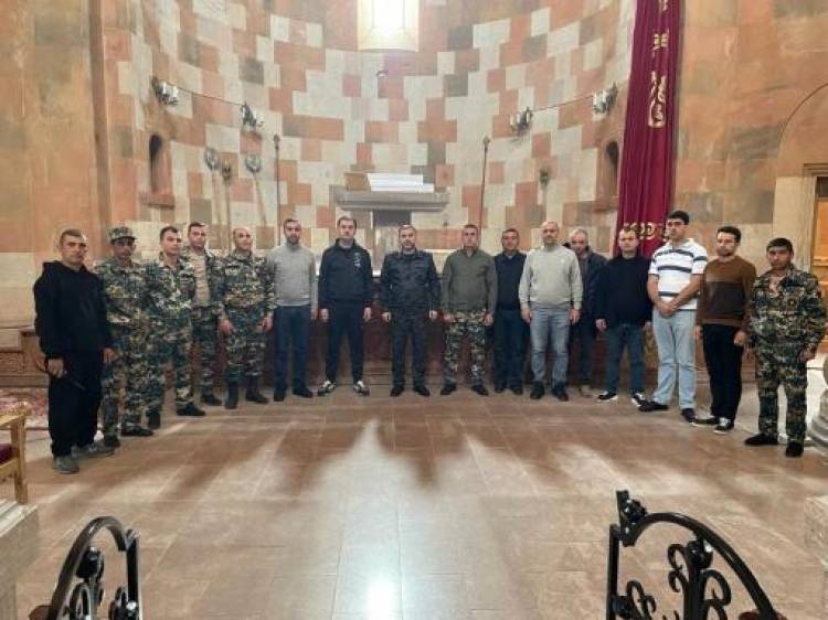 Մեզ բաժին հասած փորձությունը․ փրկարարները Ստեփանակերտում աղոթք են բարձրացրել առ Աստված