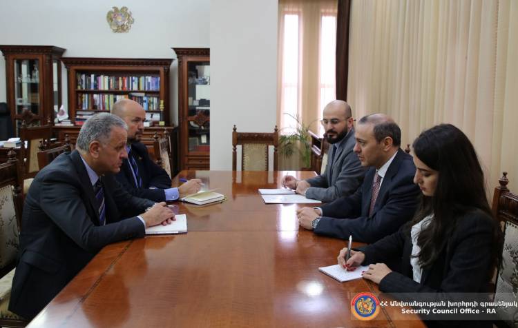 ԱԽ քարտուղարը հանդիպել է ՀՀ-ում Եվրոպական Միության պատվիրակության ղեկավարին