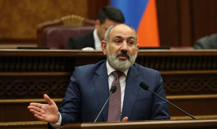 Փաշինյանը վախեցած է ու տագնապած․ «Հրապարակ»