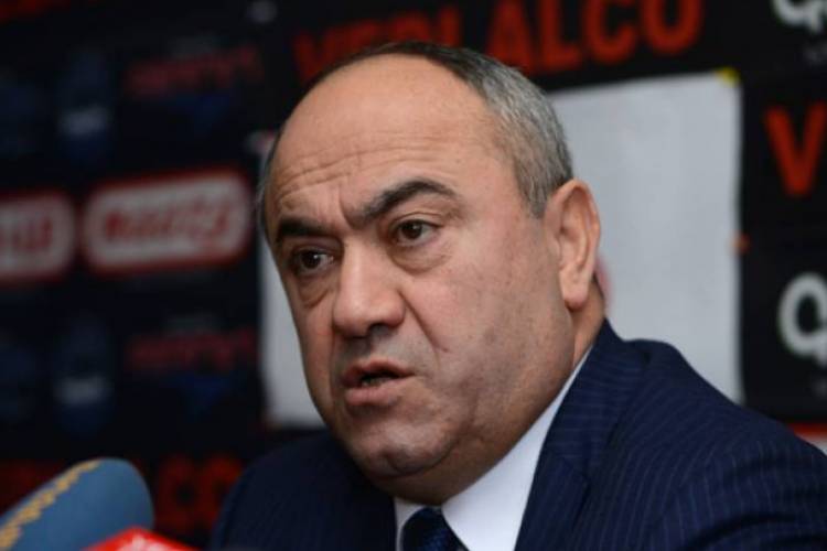 Մանվել Բադալյանը՝ ընդդիմության թեկնածու. «Ժողովուրդ»