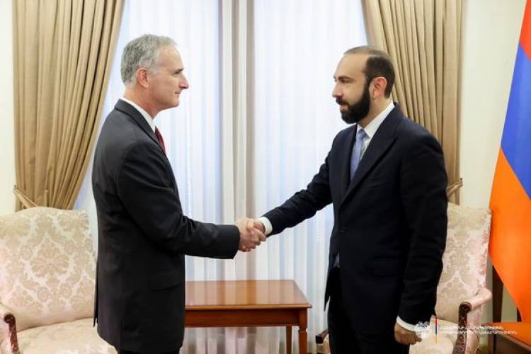 Միրզոյանը հանդիպել է ԵԱՀԿ Մինսկի խմբի համանախագահ Լուիս Բոնոյին