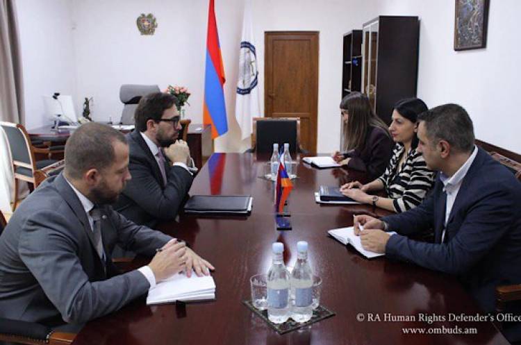 Անահիտ Մանասյանը Վրաստանում ՆԱՏՕ-ի կապի գրասենյակի ղեկավարի հետ է հանդիպել